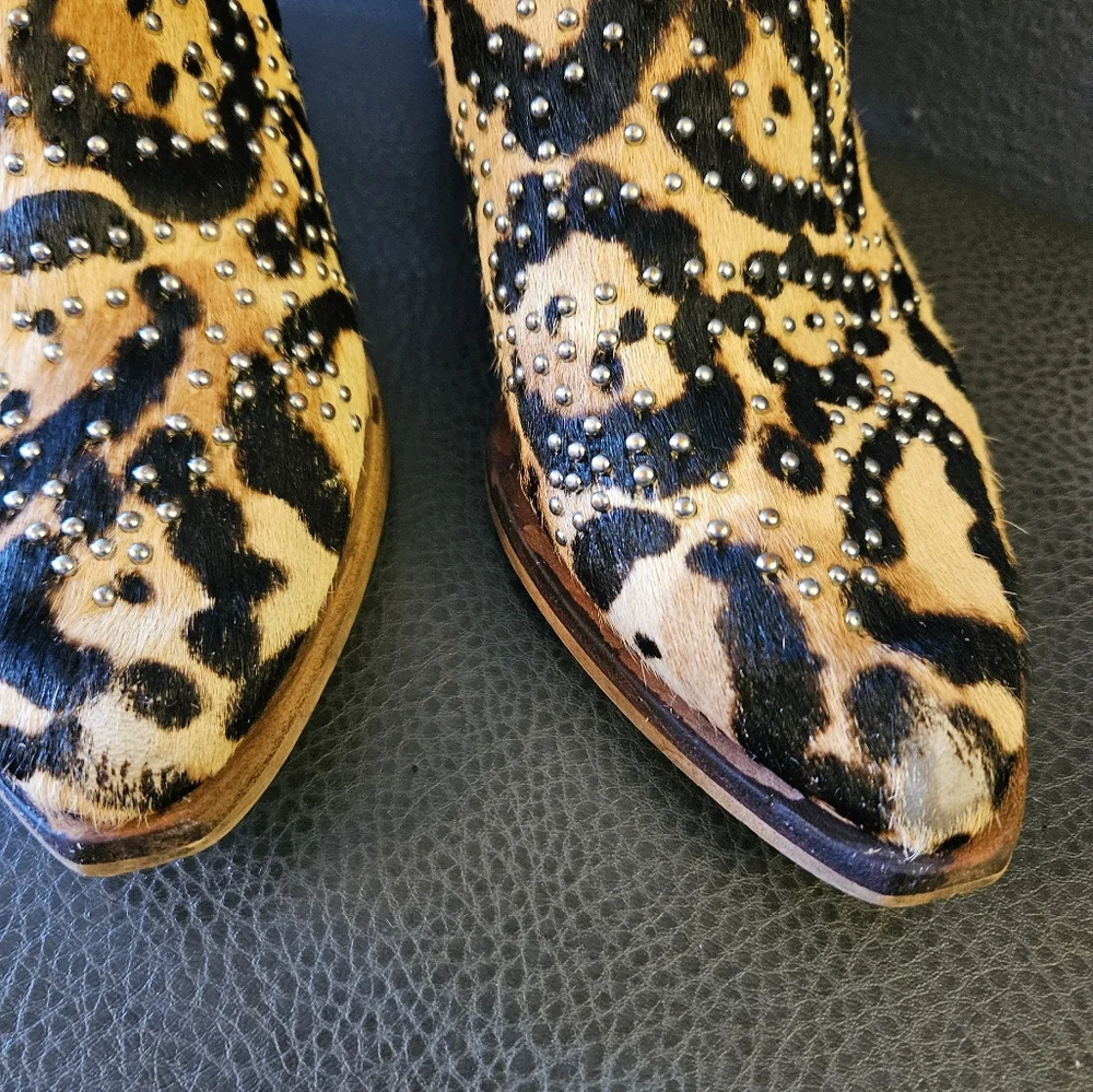 Gianni Bini Tinslea Ankle‎ Boots Womens Size 5.5 Animal Print Calf Hair Leopard